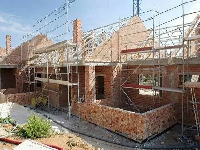 building-work-19-kireth-ai